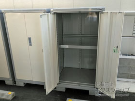 の物置・屋外倉庫 タイヤストッカー 900×755×1603（BJX-097DT） BJX-097DT-FW 施工例