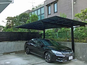 LIXIL(リクシル)のカーポート フーゴF (フラットスタイル) 積雪～20cm対応 施工例
