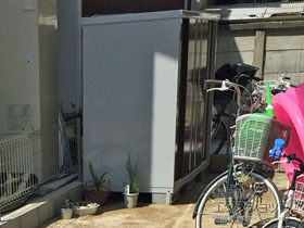 の物置・屋外倉庫 シンプリー 一般型 1940×905×1603 MJX-199D-P-TB 施工例