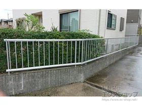 Value Select�̃t�F���X�E��E�� �~�G�b�^�t�F���X �h�Ƃ��Ċi�q�^�C�v ���R���{�H �{�H��