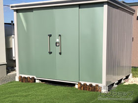 の物置・屋外倉庫 エルモ 豪雪型 2920×2220×2118 LMDU-2922-EG 施工例
