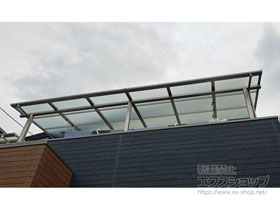 のバルコニー・ベランダ屋根 スピーネ F型 屋根タイプ 連棟 積雪〜20cm対応 施工例