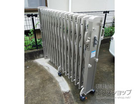 のカーゲート レイオス1型 ノンレール 片開き 30S 施工例