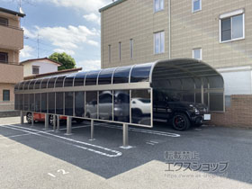 のカーポート テールポートシグマIII ワイド 縦連棟 積雪〜20cm対応＋テールポートシグマIII サイドパネル 施工例