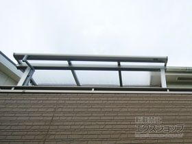 のバルコニー・ベランダ屋根 ソラリア F型 屋根タイプ 単体 積雪〜20cm対応 施工例