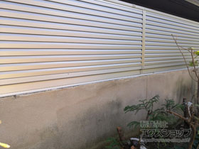 のフェンス・柵 ミエーネフェンス 目隠しルーバータイプ 自由柱施工 施工例