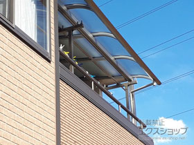 のバルコニー・ベランダ屋根 ソラリア R型 屋根タイプ 単体 積雪〜20cm対応 施工例