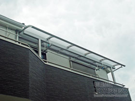 のバルコニー・ベランダ屋根 ソラリア R型 屋根タイプ 単体 積雪〜20cm対応 施工例