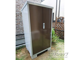 の物置・屋外倉庫 アイビーストッカー 900×755×1603（BJX-097D） BJX-097D-TB 施工例