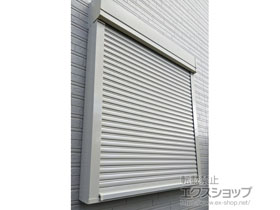 の窓シャッター 【特注】リフォームシャッター 手動式 標準タイプ 施工例