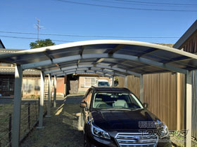 のカーポート レイナツインポートグラン 縦連棟　積雪〜20cm対応 施工例