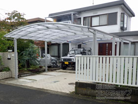 のカーポート レイナツインポートグラン 縦連棟　積雪〜20cm対応 施工例