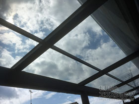 のバルコニー・ベランダ屋根 スピーネ F型 屋根タイプ 連棟 積雪〜20cm対応 施工例