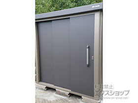 の物置・屋外倉庫 エスケーエイト SK8-70 一般型 1800×1200×1940 SK8-70-GK 施工例