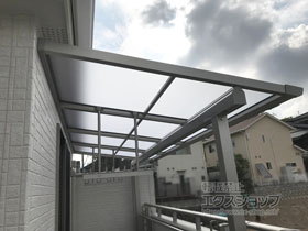 のバルコニー・ベランダ屋根 プレシオステラスII F型 屋根タイプ 単体 積雪〜20cm対応 施工例