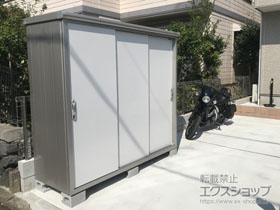 の物置・屋外倉庫 エスモ 一般型 2100×750×1959 ESE-2107A-PW 施工例