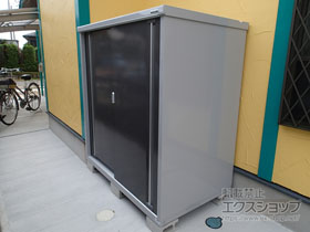 の物置・屋外倉庫 シンプリー 一般型 1520×905×1603（MJX-159D） MJX-159D-PG 施工例