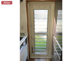 の玄関ドア リシェント勝手口ドア 断熱仕様 一般複層 ランマ無L H型 *ドアクローザー無仕様 施工例