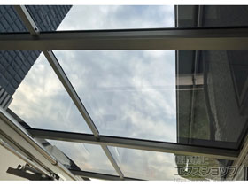 のバルコニー・ベランダ屋根 プレシオステラスII F型 屋根タイプ 単体 積雪〜20cm対応 施工例