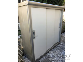 の物置・屋外倉庫 エスモ 一般型 1497×520×1501（ESE-1505E） ESE-1505E-PW 施工例