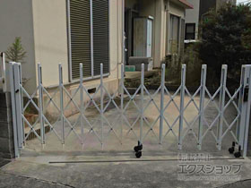 のカーゲート トリップゲートII 2型 スタンダード ノンレール 片開き 30S 施工例
