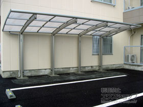 のサイクルポート・駐輪場 レイナポートグランミニ 縦連棟積雪〜20cm対応 施工例