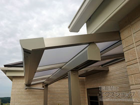 のバルコニー・ベランダ屋根 ソラリア F型 屋根タイプ 単体 積雪〜20cm対応 施工例