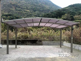 LIXIL(リクシル)のカーポート ネスカR (ラウンドスタイル) ワイド 積雪～20cm対応 施工例