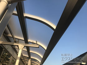 のバルコニー・ベランダ屋根 プレシオステラスII R型 屋根タイプ 単体 積雪〜20cm対応 施工例