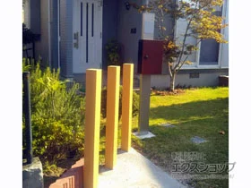 YKKAPのフェンス カスタマイズパーツ 枕木材 アルミ形材タイプ 施工例