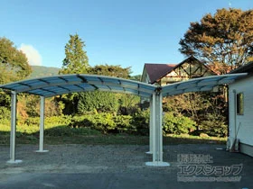 YKKAPのカーポート レイナポートグラン　積雪～20cm対応 施工例