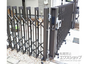 のカーゲート アルシャインII PG型R(ペットガード) Aタイプ 角地/両開き 350+270 施工例