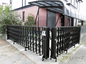 のカーゲート レイオス1型 ノンレール 角地セット 両開き 42WJ+34T 施工例