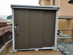 の物置・屋外倉庫 エルモ 一般型 2220×1520×2120（LMD-2215） LMD-2215-DW 施工例