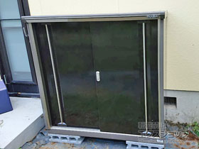 の物置・屋外倉庫 ナイソーシスター　1320×580×1303（KMW-136C） KMW-136C 施工例