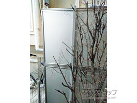 のフェンス・柵 めかくし塀P型 めかくしタイプ 高尺 自由柱 施工例