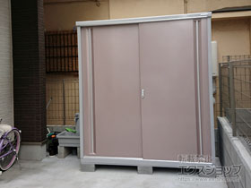 の物置・屋外倉庫 シンプリー 一般型 1740×755×1903 MJX-177E-P-【AR】 施工例