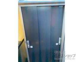 の物置・屋外倉庫 エスモ 一般型 1050×520×1959（ESE-1005A） ESE-1005A-SM 施工例