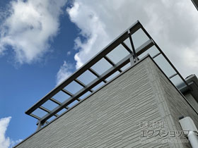 のバルコニー・ベランダ屋根 ソラリア F型 1500 屋根タイプ 単体 積雪〜50cm対応 施工例