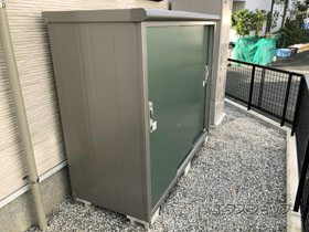 の物置・屋外倉庫 エスモ 一般型 1797×750×1501 ESE-1807E-EG 施工例