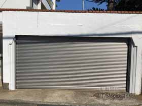 のガレージシャッター ガレージシャッタークワトロ 電動式 内部付タイプ 施工例