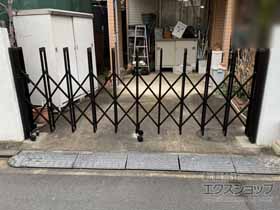 のカーゲート トリップゲートII 1型 シンプル ノンレール 片開き 33S*施錠機能なし 施工例