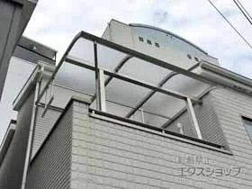 YKKAPのバルコニー屋根 ソラリア R型 屋根タイプ 単体 積雪～20cm対応 施工例