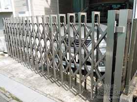 のカーゲート リフティングアコーHG ノンキャスター 片開き 400S 施工例