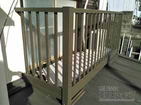 のバルコニー ビューステージHスタイル 縦太格子 単体 屋根置き式 施工例