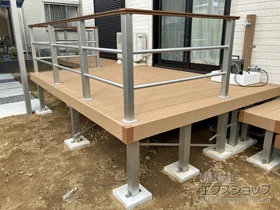 YKKAPのウッドデッキ リウッドデッキ 200 段床あり 施工例