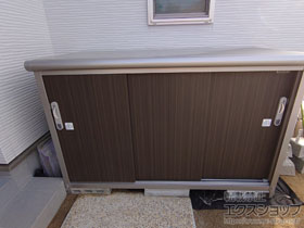 の物置・屋外倉庫 エスモ 一般型 1797×750×1101（ESE-1807Y） ESE-1807Y-DW 施工例