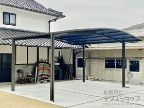 LIXIL(リクシル)のカーポート ネスカR (ラウンドスタイル) ワイド 積雪～20cm対応 施工例
