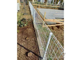 YKKAP�̃t�F���X�E��E�� �C�[�l�b�g�t�F���X 3F�^�E���R���{�H �{�H��