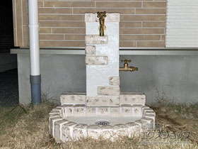 の立水栓・ガーデンシンク 立水栓ユニット レトロブリックタイプ 施工例